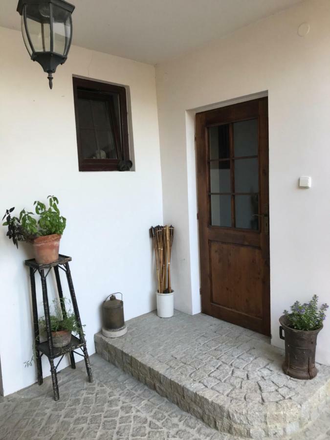 Budyne Apartment Budyne nad Ohri Kültér fotó