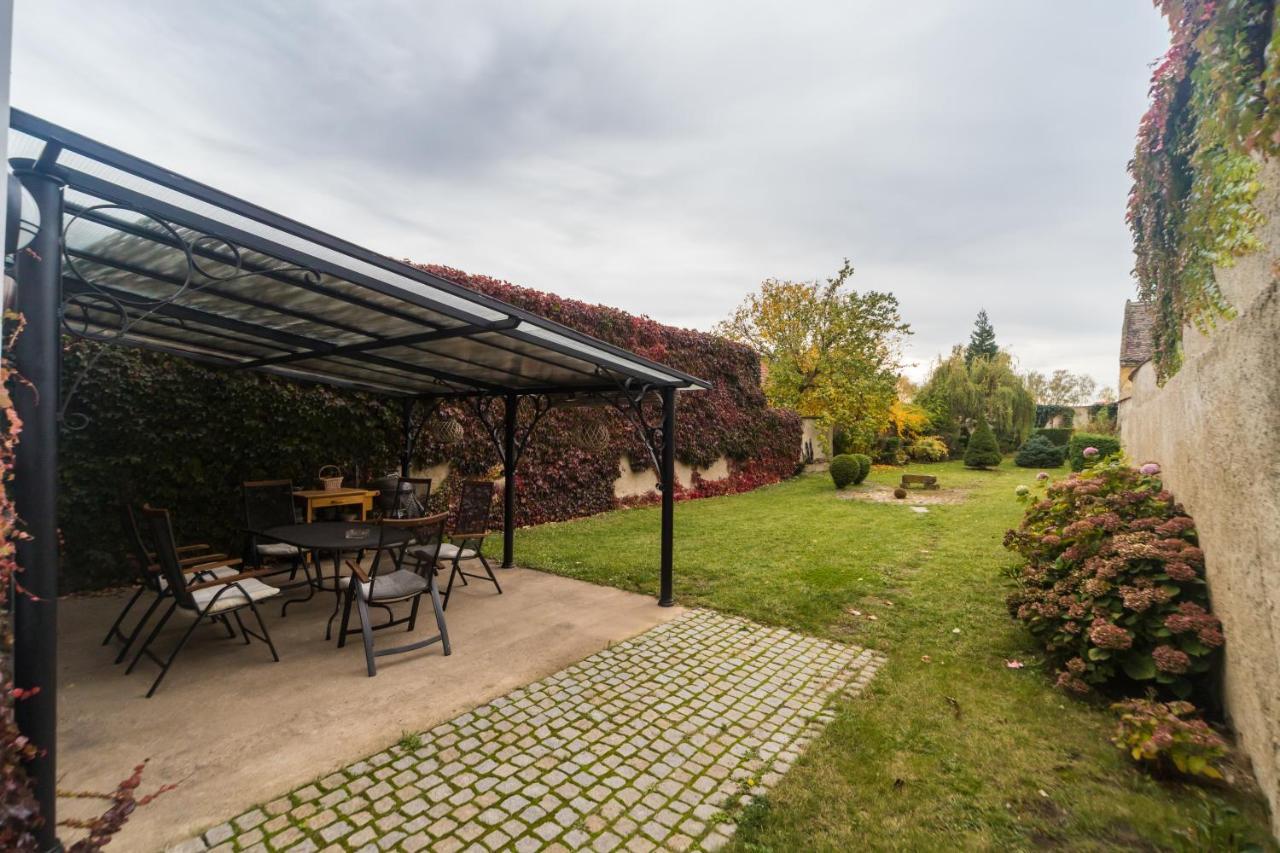Budyne Apartment Budyne nad Ohri Kültér fotó